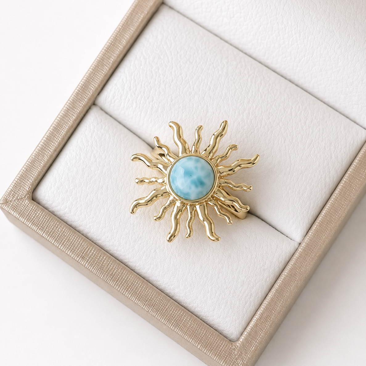 Anillo sol grande liso con larimar REF ANL3-6